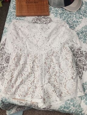 eesome White Lace Romper